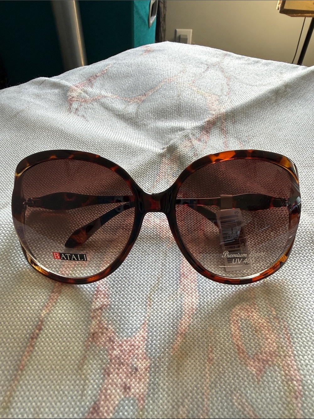 Women's Tortoiseshell Oversized Sunglasses - Brown